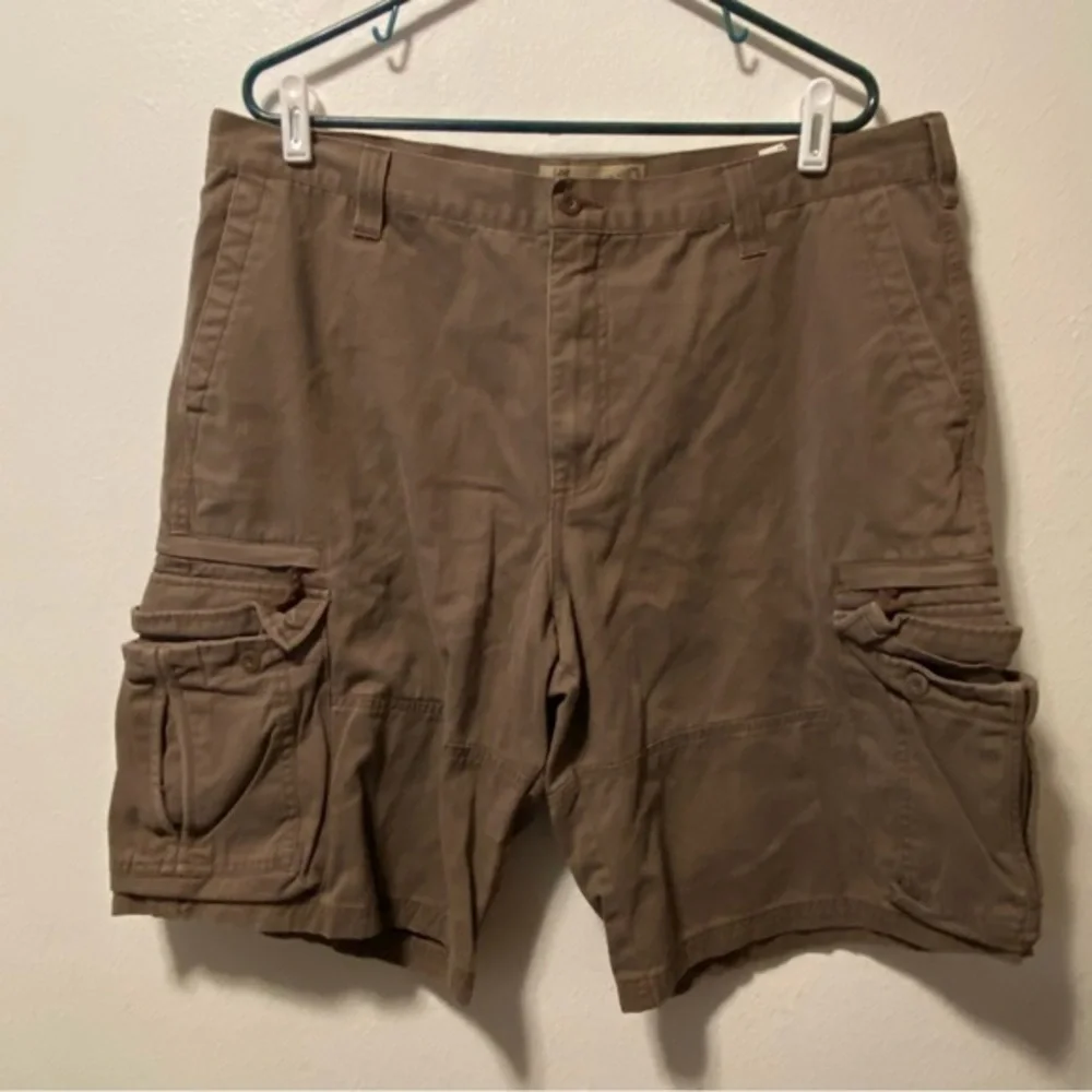 Lee Dungarees Cargo‎ Shorts Mens Size 38 Brown